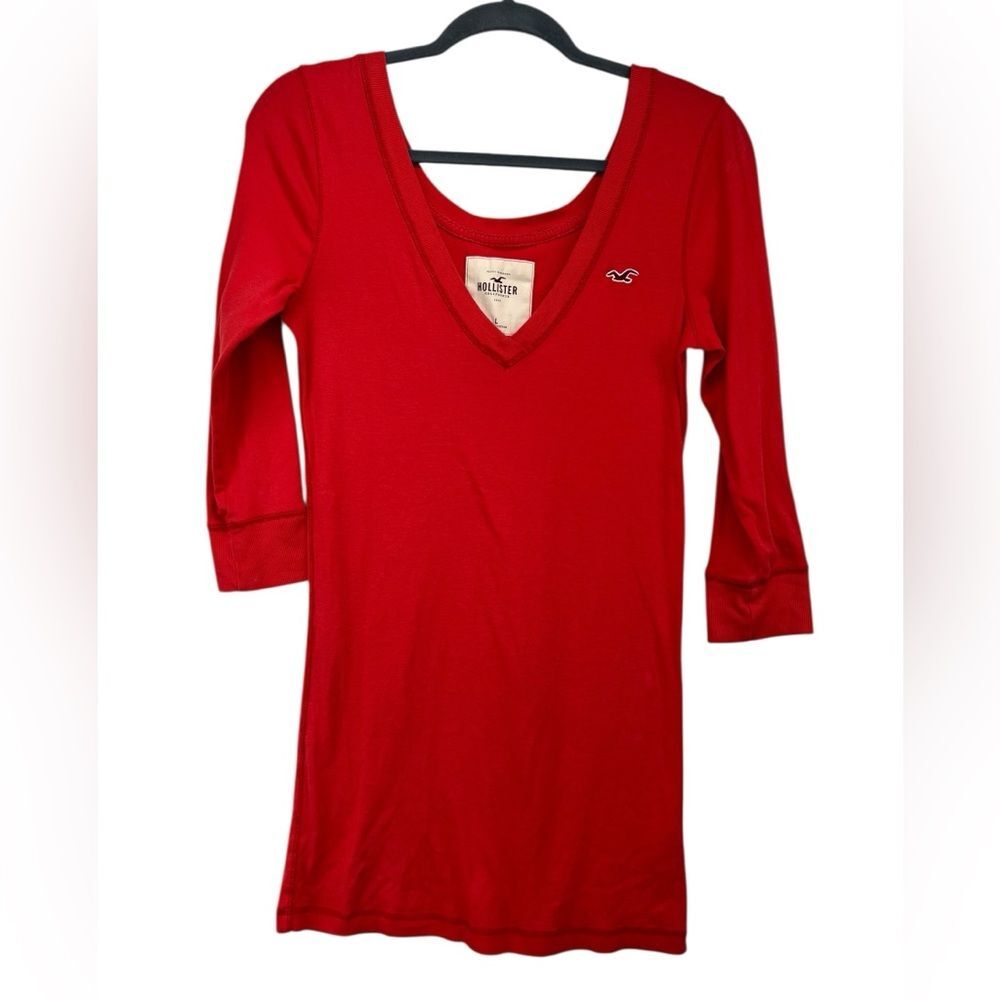 Hollister V Neck Slim Fit 3/4 Sleeve Y2K Red Top Large